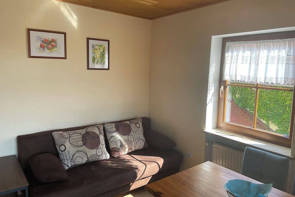 Ganze Wohnung, Ferienwohnung (36qm) mit Balkon in Haundorf, Fränkisches Seenland