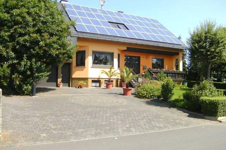 Ferienwohnung für 4 Personen, mit Balkon in Geierlay Hängeseilbrücke