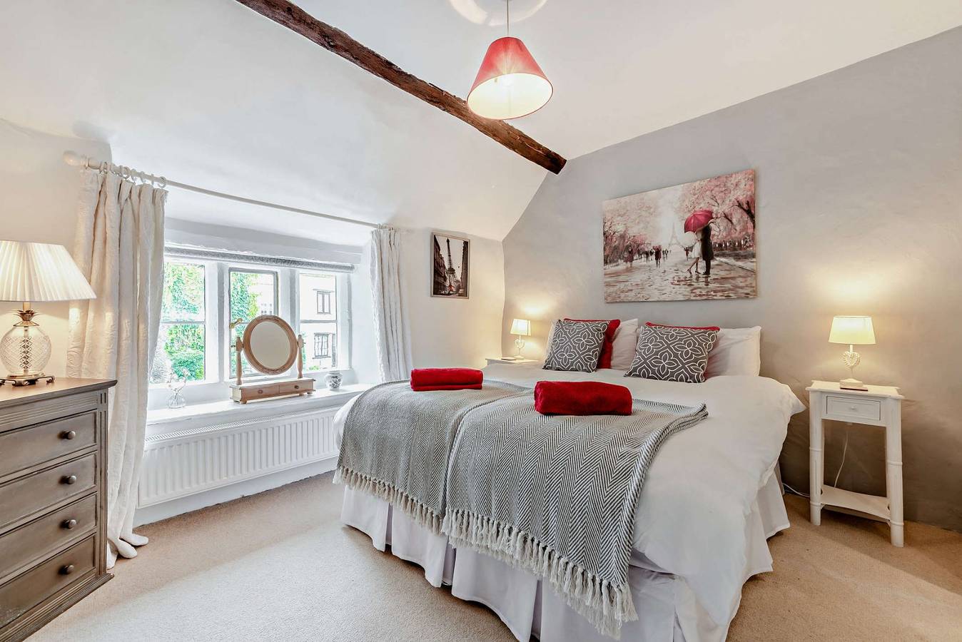 Nepenthe in Stow-on-the-Wold, Gloucestershire