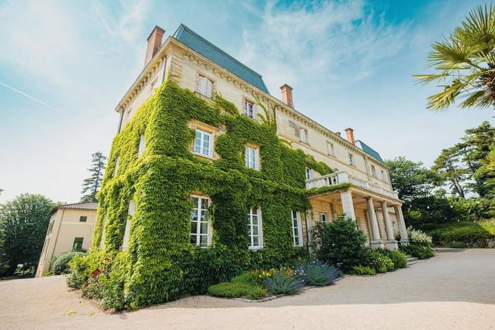 Chambre d’hôte pour 2 personnes, avec Terrasse ainsi que Jardin et Vue à Villié-Morgon