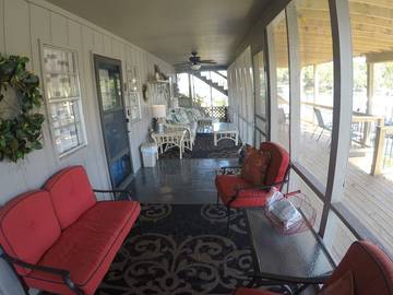 Vacation House for 6 Guests in Lake of the Ozarks, Ozark Mountains, Picture 1