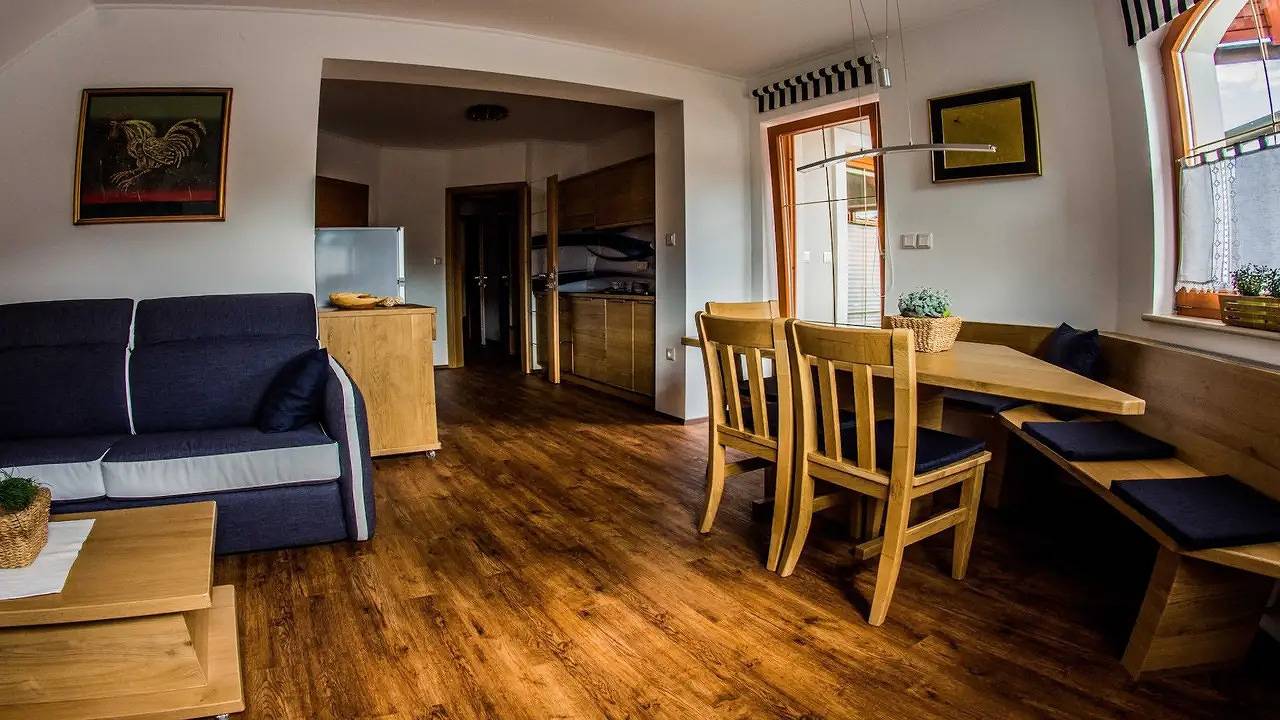 Ganze Ferienwohnung, Ferienwohnung für 6 Personen (52 m²) in Leutsch in Luče, Untersteiermark
