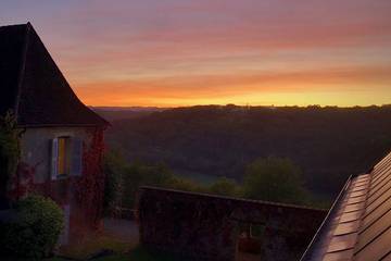 Gîte pour 12 personnes, avec balcon à Bars