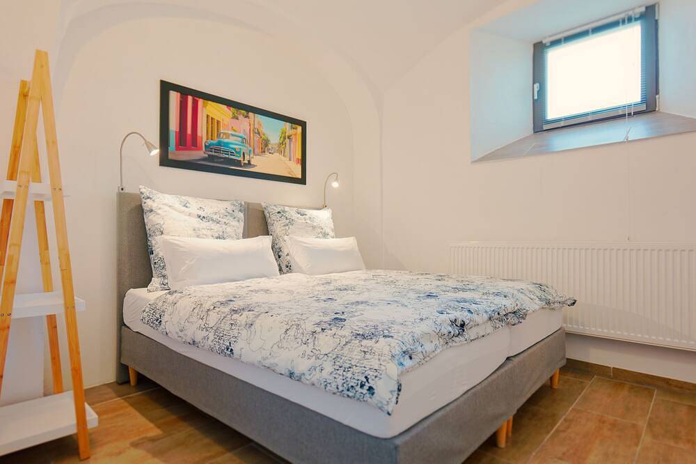 Ganze Wohnung, Denkmal-Wohnung mit 2 Schlafzimmern in Bamberg, Fränkisches Weinland