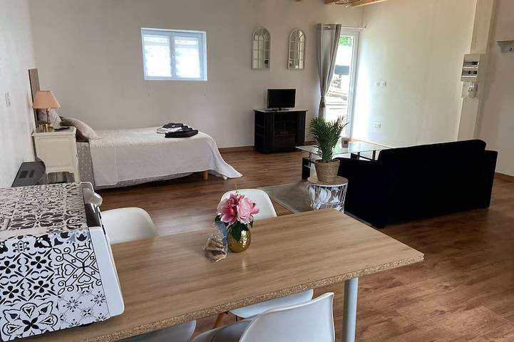 Apartamento entero, Le Chêne: cosy little chalet near Mulhouse in Riedisheim, Región de Mulhouse