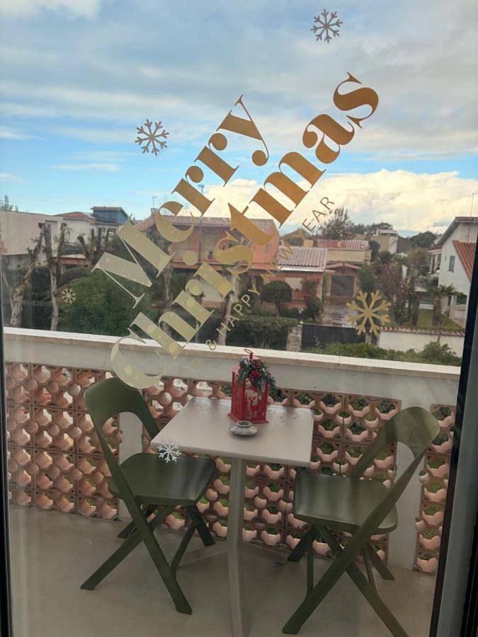 Gîte pour 3 personnes, avec vue et terrasse, animaux acceptés à Fregene - 2