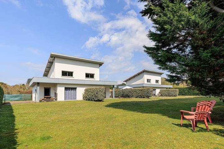 Ferienhaus La Dune – Pool, Garten, 5 Min. zum Strand, nahe Radweg, ruhige Lage in Messanges, Côte d’Argent