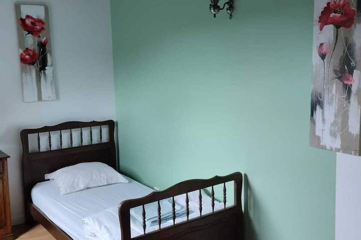 Location de vacances pour 7 personnes, avec jardin à Sarrazac - 4