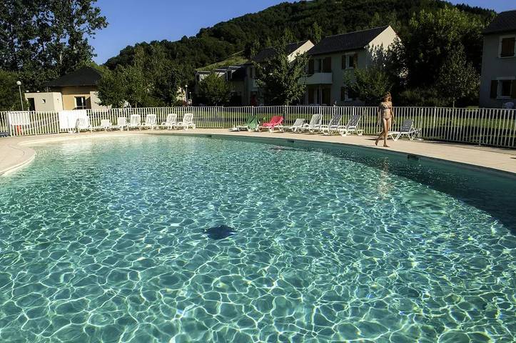 Ganze Wohnung, 2 Zimmer 4 Personen Garten in Saint-Geniez-d'Olt-et-d'Aubrac, Parc naturel régional de l'Aubrac