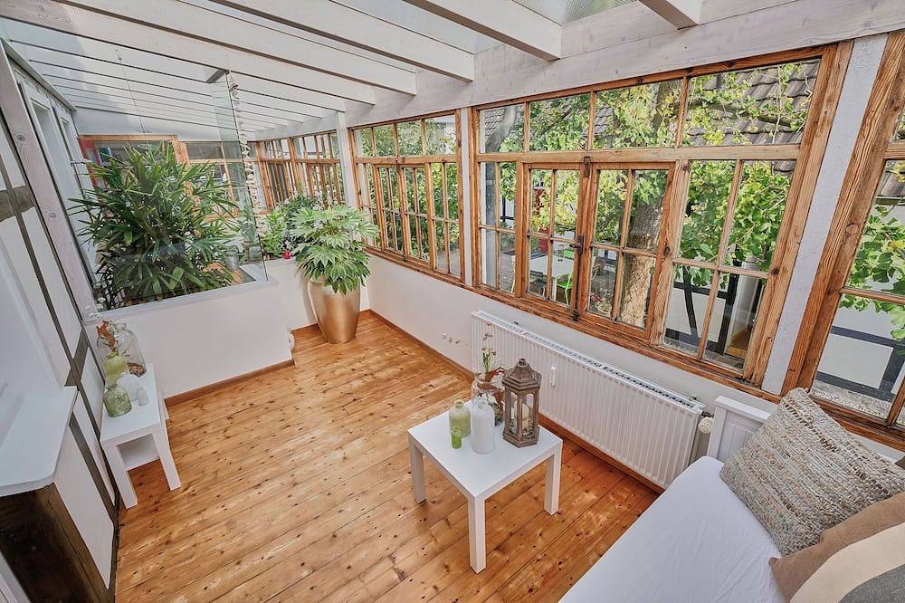 Ganze Wohnung, Ferienwohnung im Fachwerkhof 'Haus in Bewegung' in Neunkirchen-Seelscheid, Rhein-Sieg-Kreis