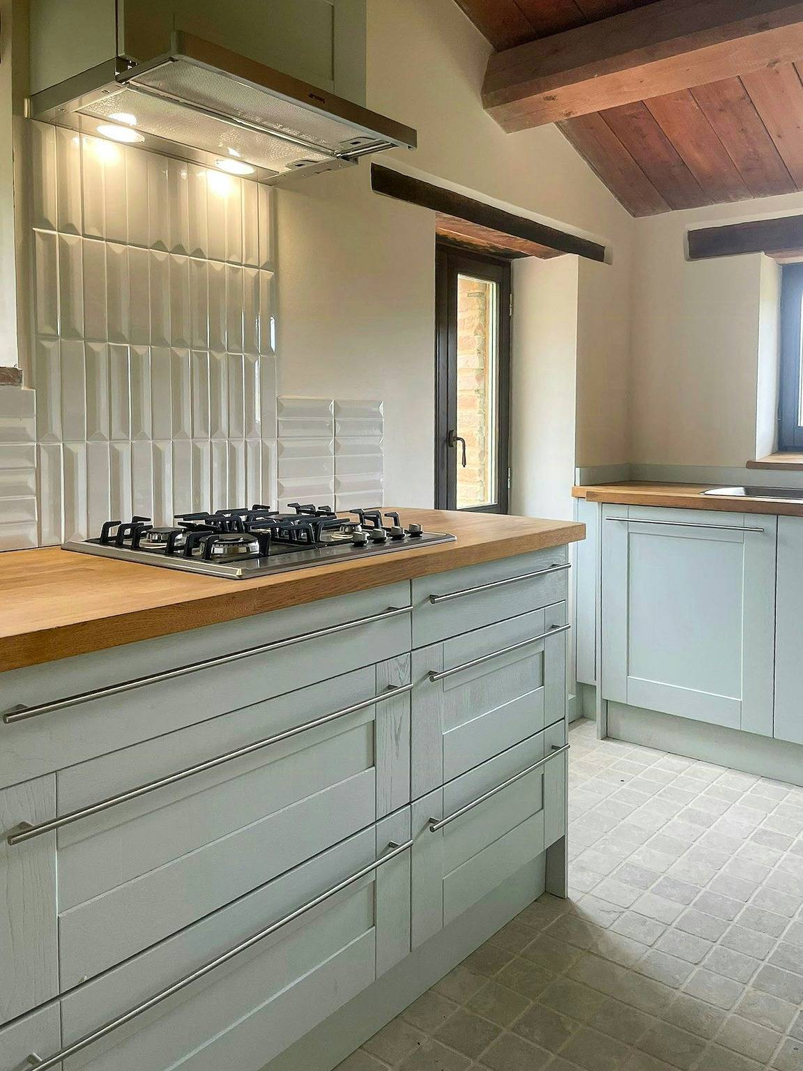 Villa in arenaria nei pressi di Gualdo in Gualdo, Parco nazionale dei Monti Sibillini