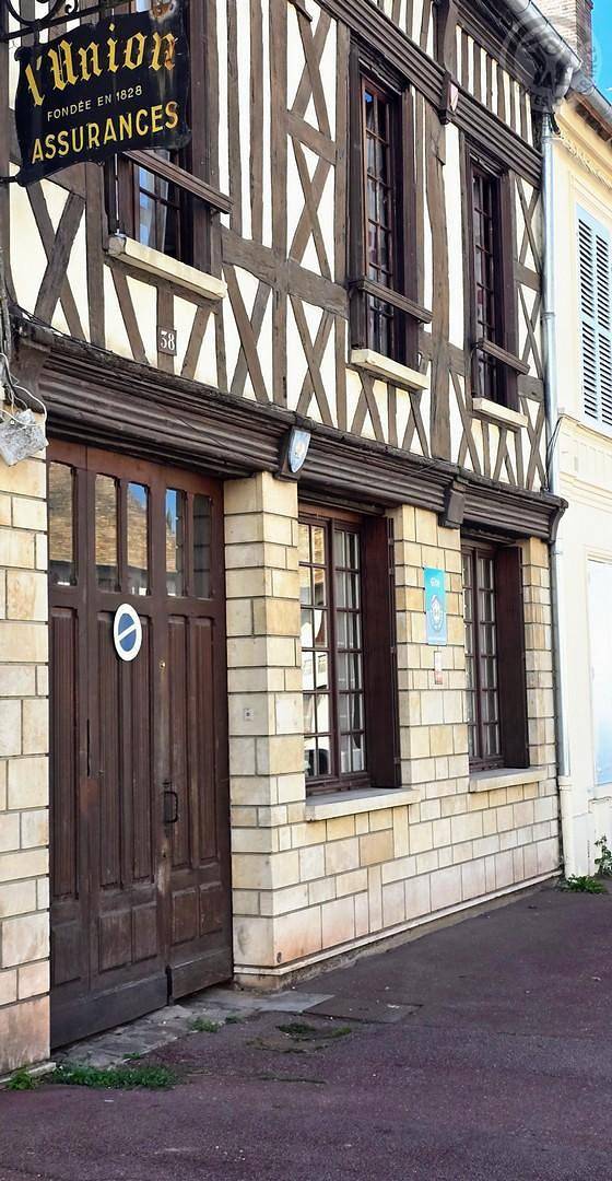 Saint Jacques in Houdan, Yvelines
