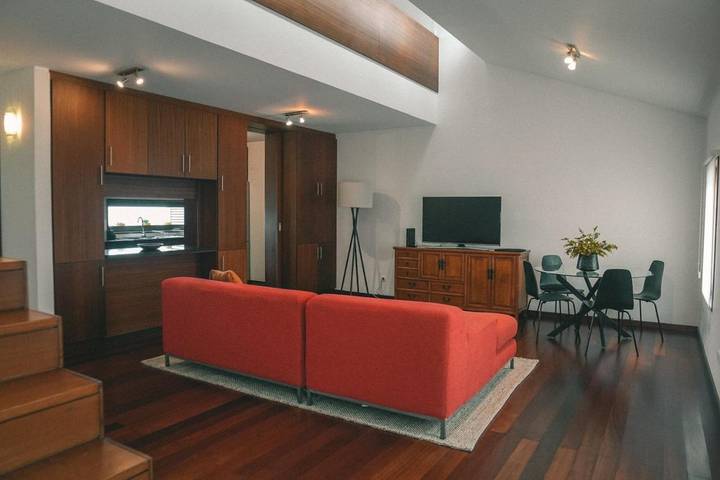 Casa de férias para 4 pessoas, com jardim e terraço e ainda vista em Madalena