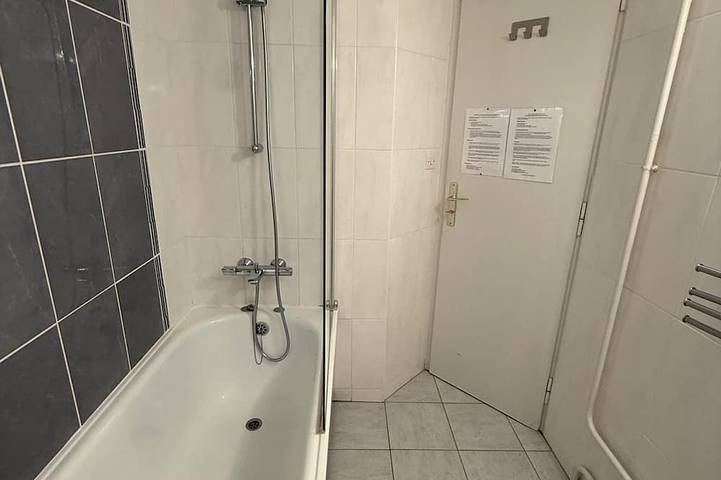 Gîte pour 3 personnes, avec terrasse, animaux acceptés dans Office De Tourisme Des Sept Laux - 2