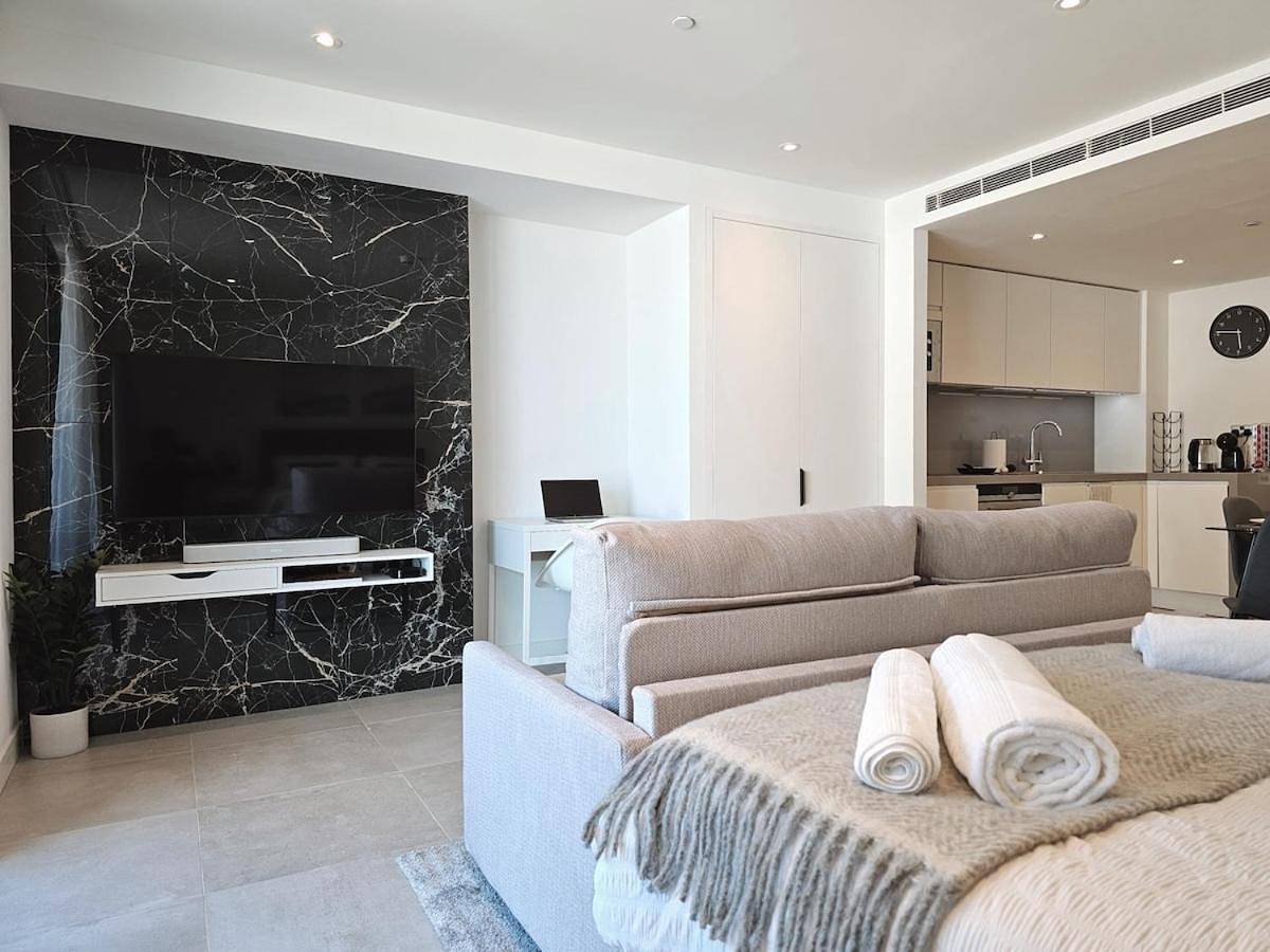 Appartement entier, 18th Floor Luxury Studio in Costa de la Luz