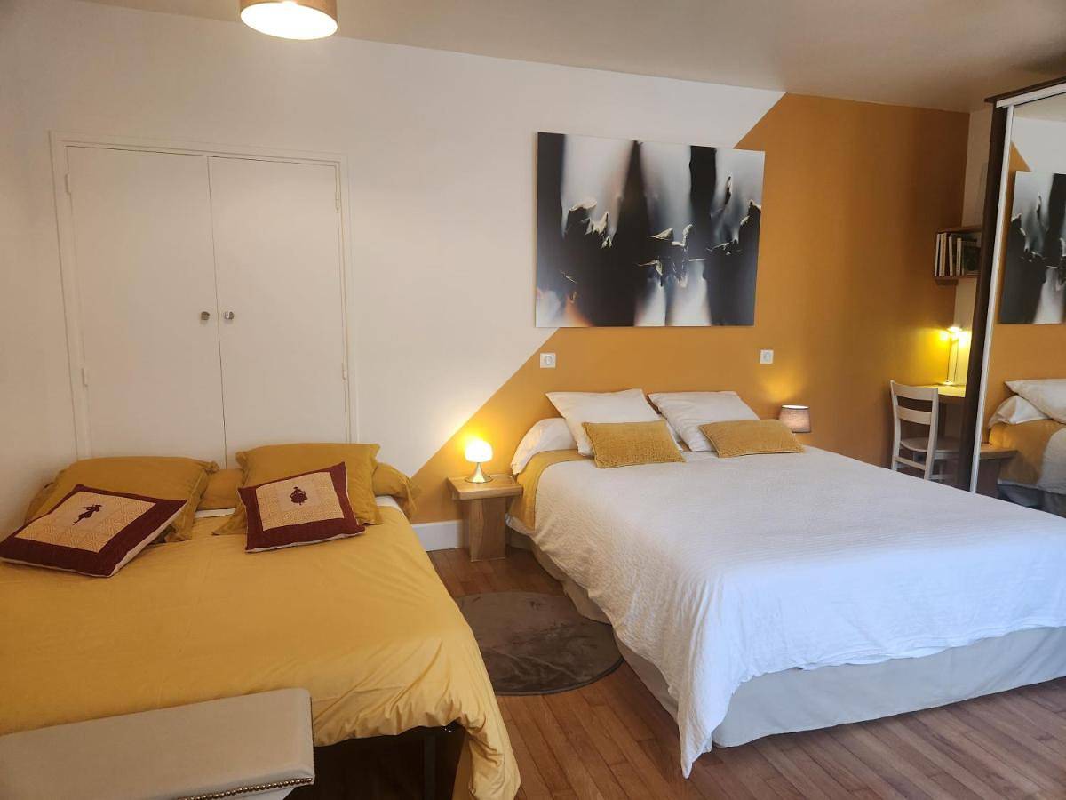 Bnb Confort in Bruère-Allichamps, Saint-Amand-Montrond