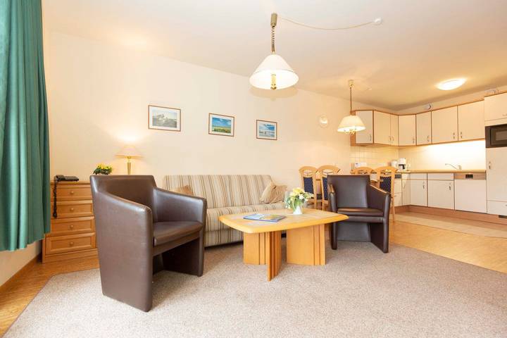Ferienwohnung für 6 Personen, mit Balkon und Whirlpool sowie Sauna in Döse, Cuxhaven