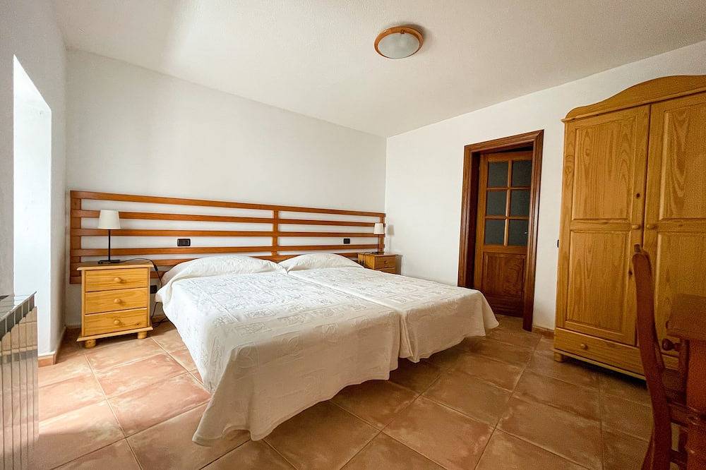 Casa rural, situada en un entorno tranquilo y rodeado de vegetación in Fontanales, Moya