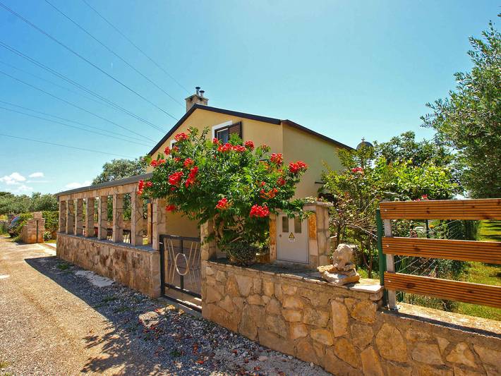 Ferienhaus für 8 Personen, mit Balkon und Garten in Fazana - 3