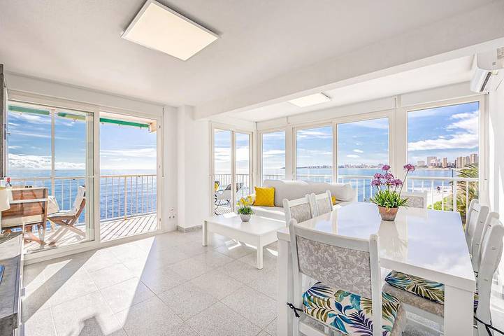 Holiday apartment for 6 people, with balcony and pool - 1