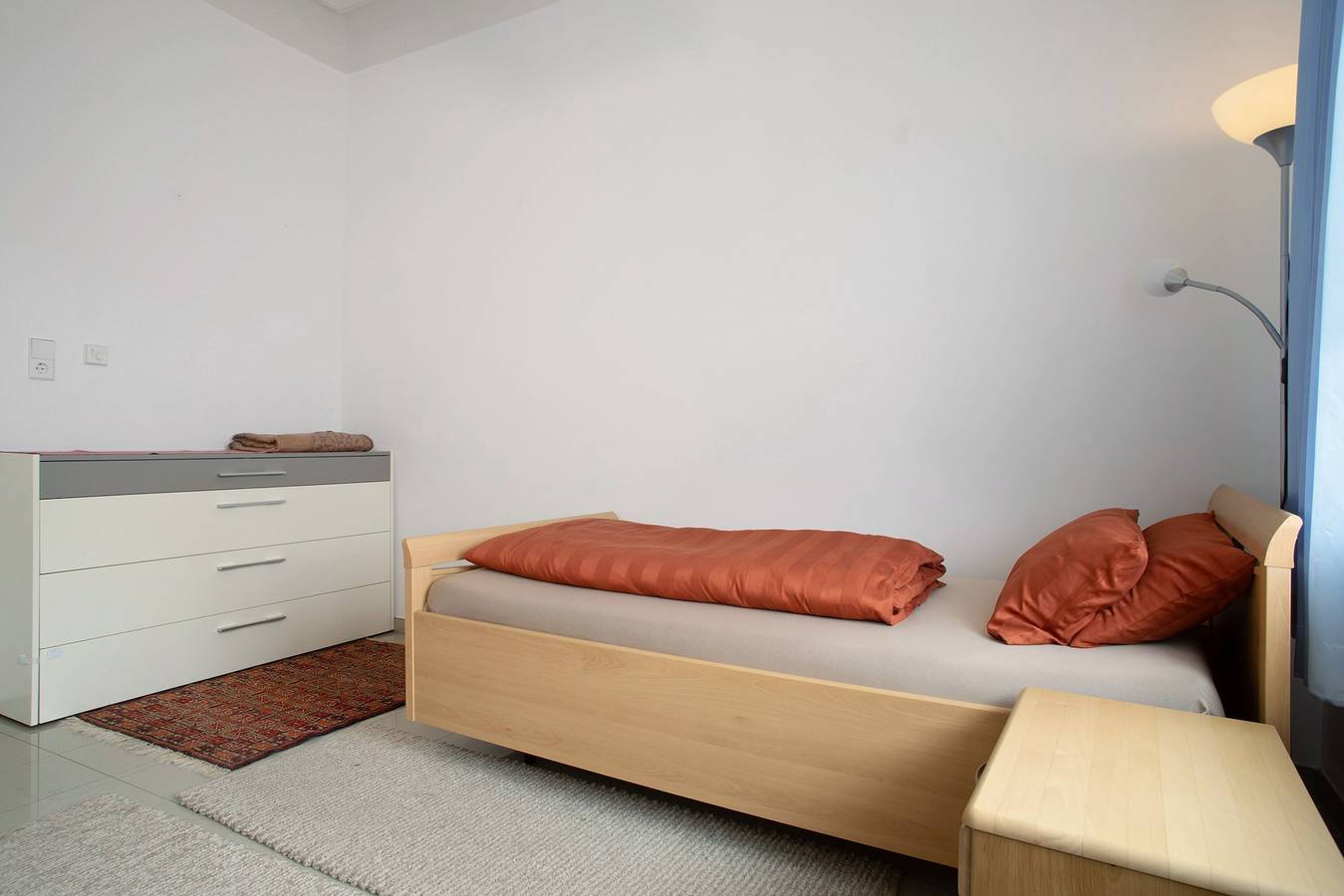 Ganze Wohnung, Ferienwohnung "Thaicenter Bodensee 2" mit Seeblick, Balkon und Wlan in Friedrichshafen, Region Bodensee-Oberschwaben