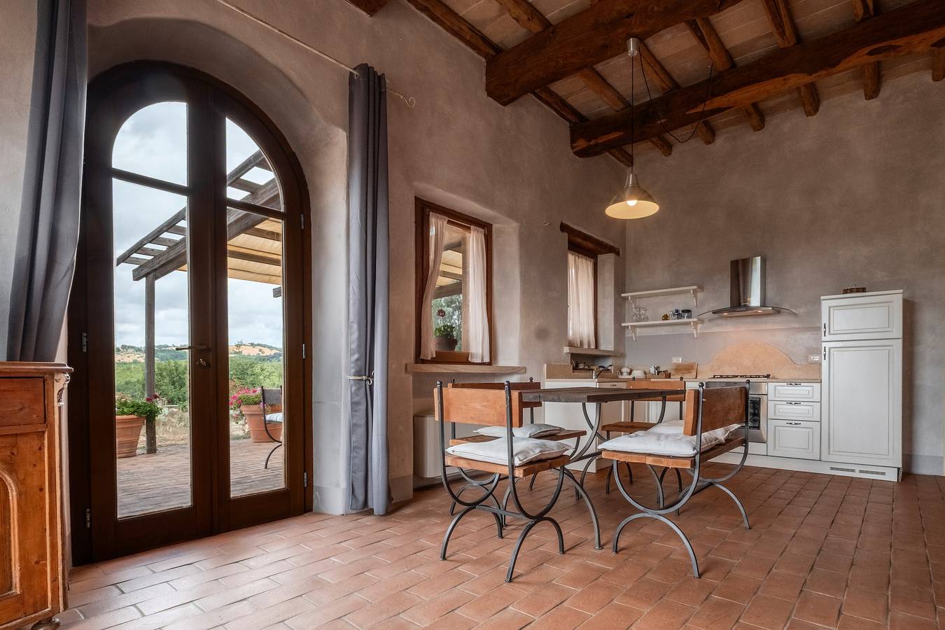 Appartamento intero, Appartamento 'Vulcinea In Poggio Rocco' con terrazza privata, Wi-Fi e aria condizionata in Manciano (comune), Provincia di Grosseto