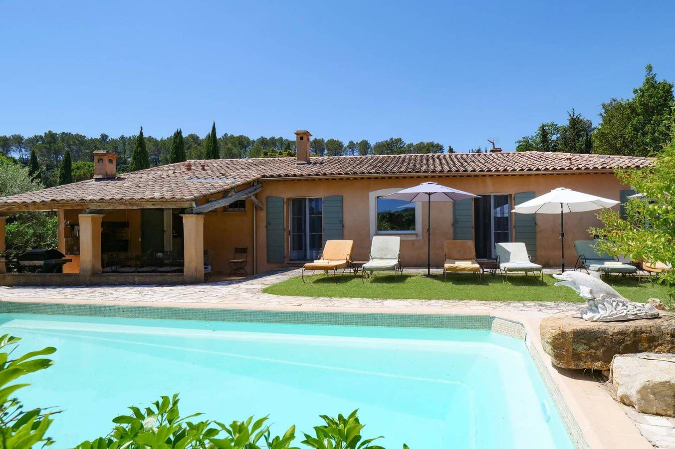 Villa Jas Fontaine by Villa Plus in Lorgues, Region de Draguignan