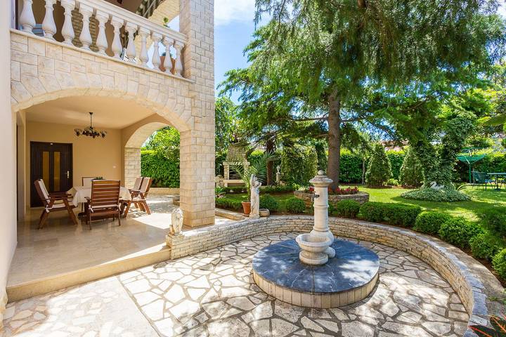 Entire apartment, Tolle Ferienwohnung mit atemberaubenden Garten und Haustiere sind auch erlaubt in Pula-Medulin, Pula