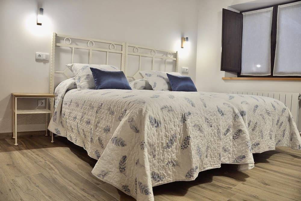 Ganze Wohnung, Apartment-Eigenes Badezimmer-5 in Camaleño, Cordillera Cantábrica