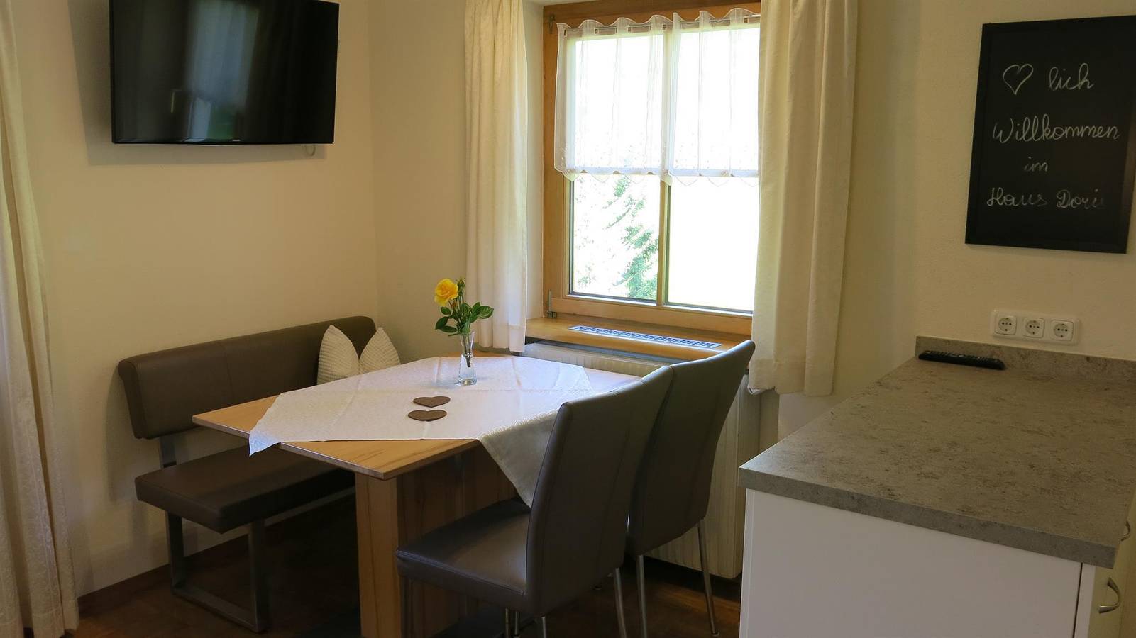 Geheel vakantieappartement, Appartement 2 in Schröcken, Bregenzerwoud