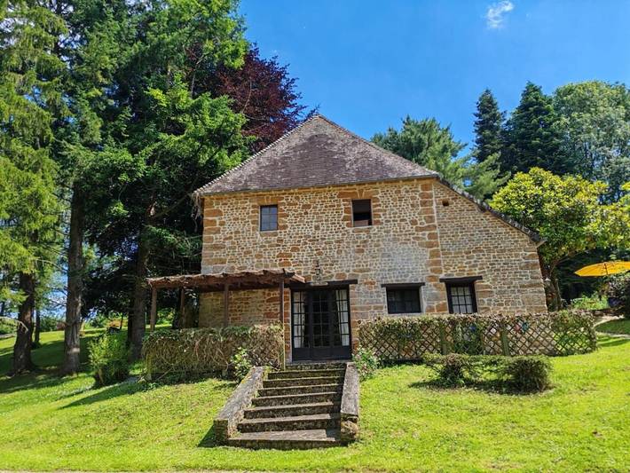 Location de vacances pour 15 personnes, avec piscine ainsi que jacuzzi et terrasse à Vimoutiers - 2