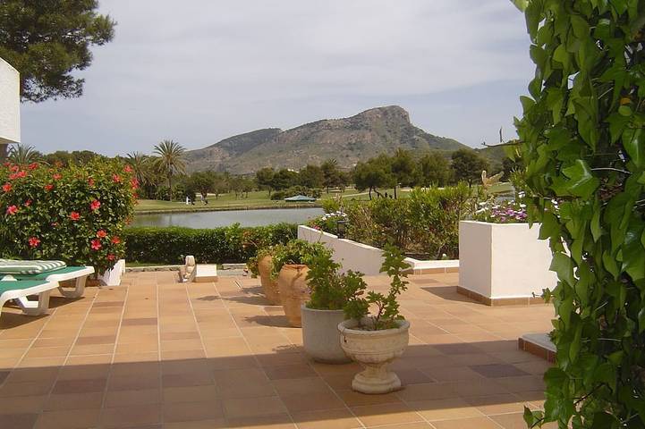 Bungalow für 4 Personen, mit Terrasse und Pool in Cartagena