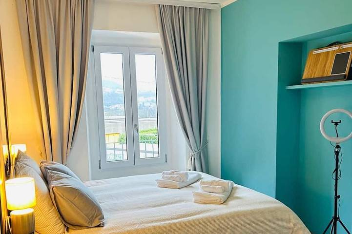 Villa Felix Omegna. Ampia casa moderna per gruppi e famiglie ( 9 ) persone relax in Omegna, Alpi Pennine