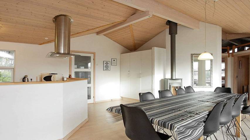 Ferienhaus für 9 Personen, mit Sauna und Whirlpool sowie Terrasse, mit Haustier in Bratten - 3