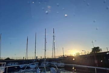 Péniche pour 2 personnes, avec terrasse dans Hauts-de-France