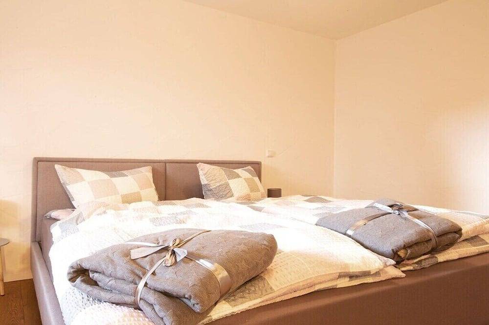 Ferienwohnung in Pähl mit Schwimmbecken in Pähl, Ammersee
