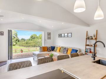 Cottage for 4 People in Staffordshire, Midlands, Photo 4