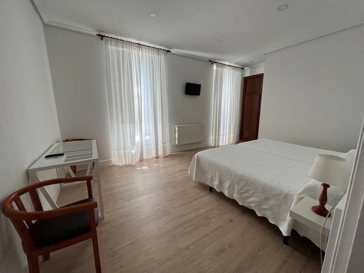 Hôtel pour 3 personnes, avec balcon à Laredo - 4