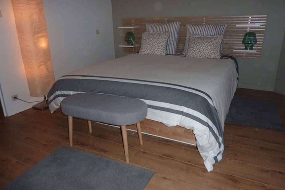 Agreable Maison De 4 Chambres Pour 2 à 6 Personnes in La Forêt-Fouesnant, Côte de Cornouaille