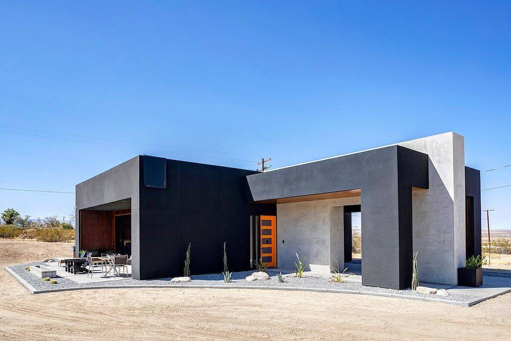 Sundial by Fieldtrip | Modern Luxury with Hot Tub & Mountain Views in San Bernardino County