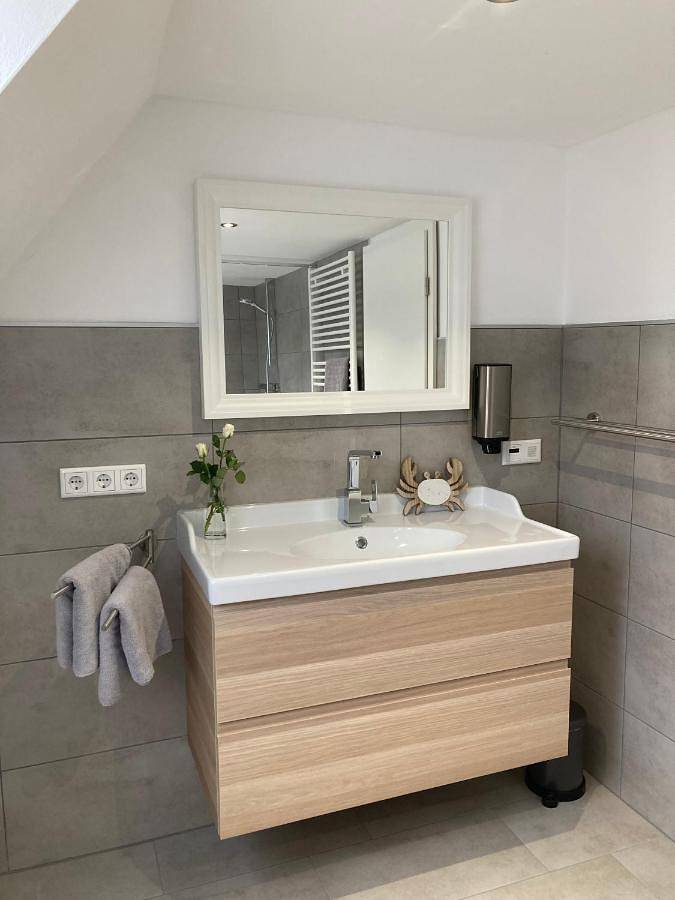 Ferienwohnung für 3 Personen, mit Garten und Ausblick in Witzenhausen - 2