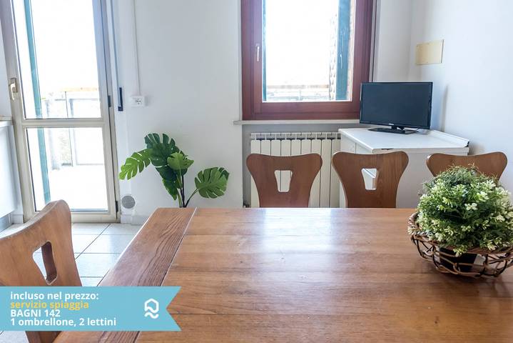 Ganze Wohnung, Se005 - Senigallia, three-room apartment on the sea with beach included in Senigallia, Senigallia (Gemeinde)