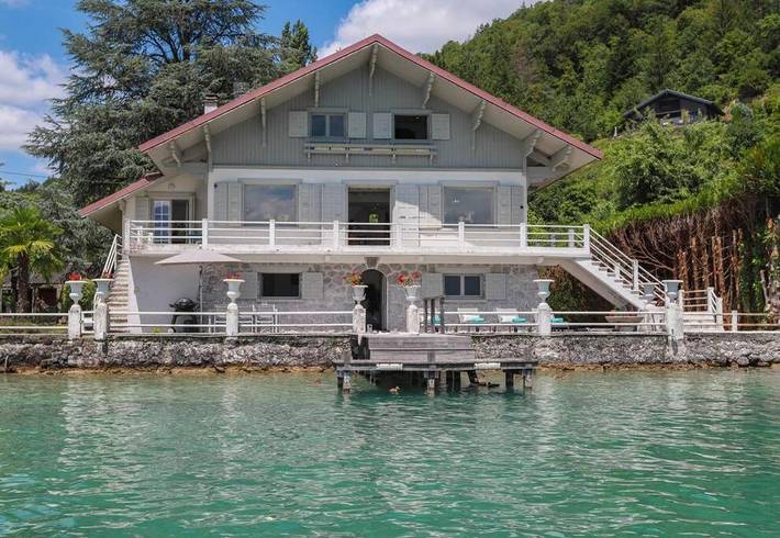 Villa pour 8 personnes, avec Balcon ainsi que Terrasse et Jardin à Talloires