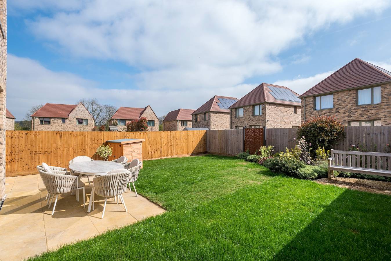 Stylish 4-Br House - free parking & nice garden in Oxford, Oxfordshire