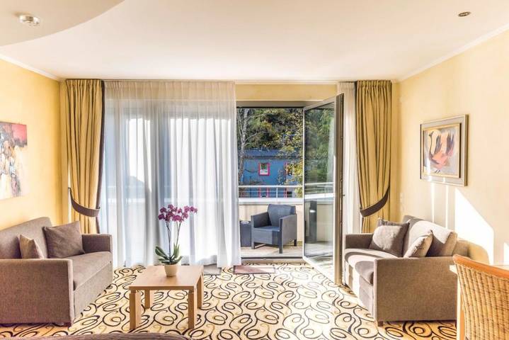 Hôtel pour 2 personnes, avec sauna et jardin ainsi que piscine et balcon à Berdorf - 3