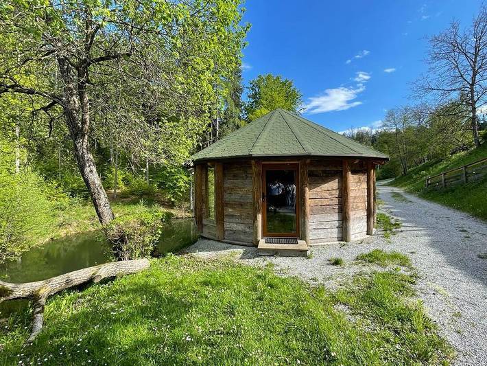 Camping für 4 Personen, mit Ausblick