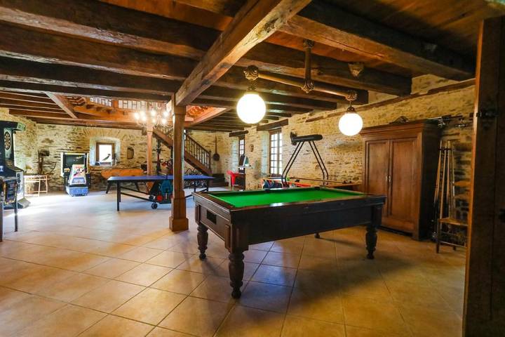 Location de vacances pour 8 personnes, avec piscine et jardin, animaux acceptés dans Beyssac - 4