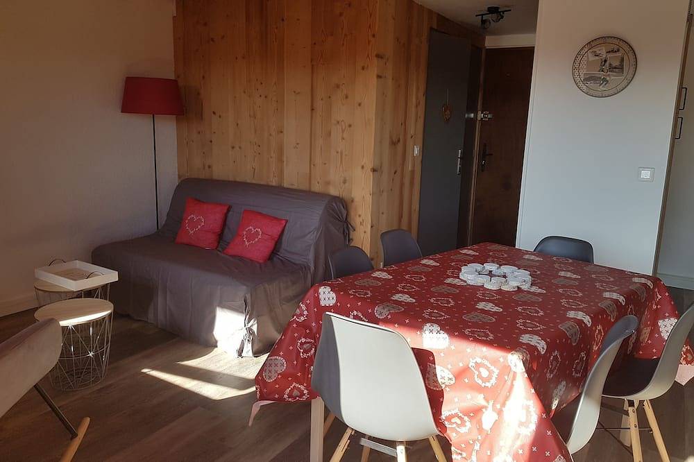 Appartement entier, Appartement tout confort Praz De Lys 6 personnes le Vesine1 aux pieds des pistes in Le Praz de Lys, Taninges