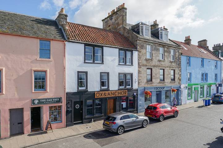 Entire holiday apartment, Shorefront Apartment - Sea View with 3 Bedrooms in Anstruther, Fife region