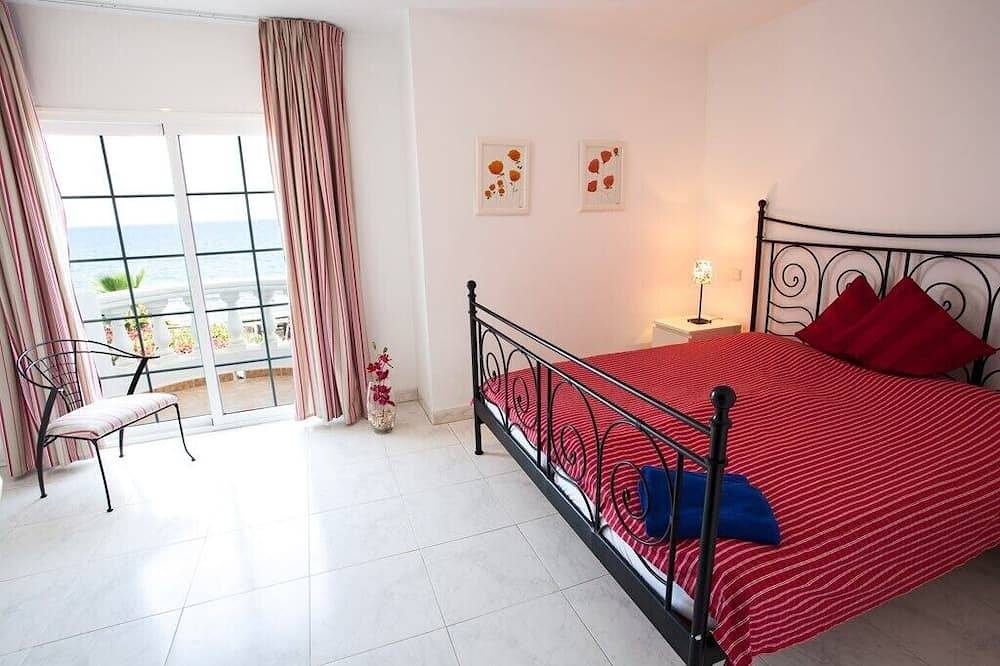 Bahía Feliz - Exklusives Haus direkt am Meer in ruhigem Ferienort, 6 Personen in Playa del Águila, San Bartolomé de Tirajana